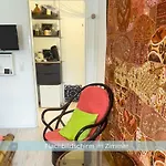 Bambuszimmer Mit Grossem Dachgarten Im Gaestehaus Graf-schmelzer *